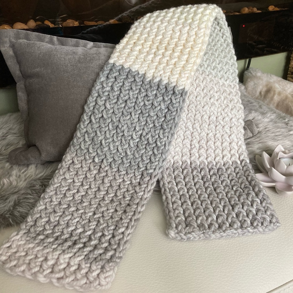 Handmade scarf - Picture 14 of 14